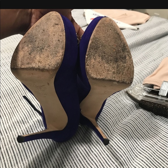 Pregnant can’t wear them - Picture 7 of 8